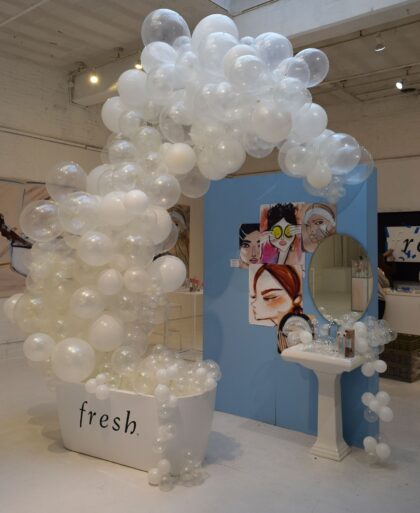 Fresh Bubble Balloon Sculpture