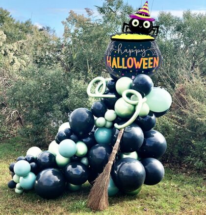 Halloween Spider Balloon Sculpture